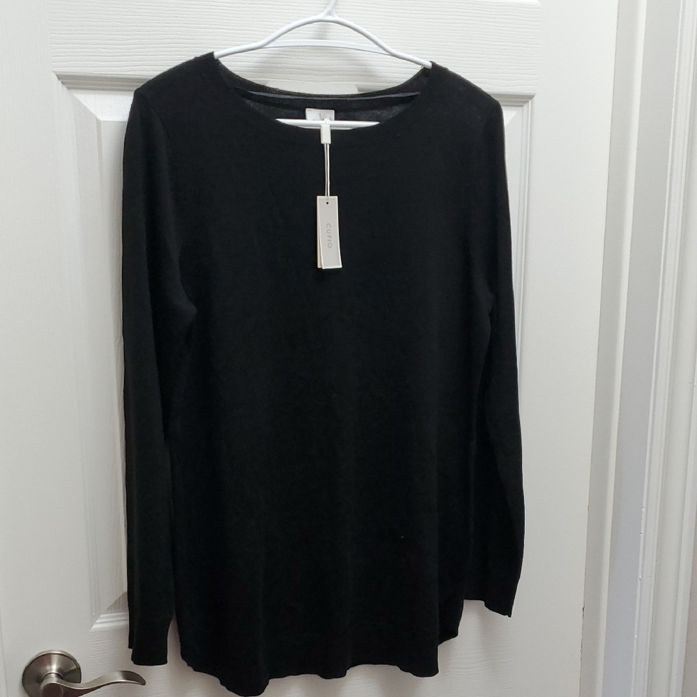 Cupio Classic Black Crew Neck Sweater